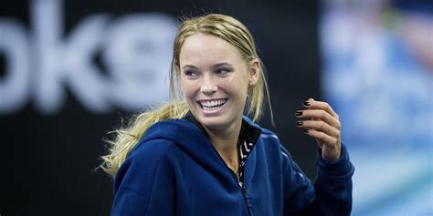 wozniacki nøgen|Wozniacki på fræk forside: Uden en trevl på kroppen .